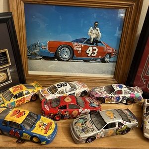 Vintage Cartoon Network Plastic Model Car Kits Completed AWESOME DISPLAY QUALITY